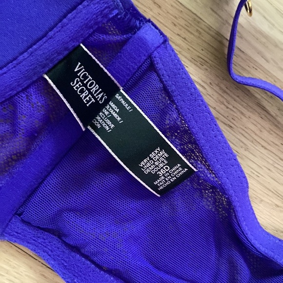 Victoria’s Secret Royal Blue / Purple Bra - Picture 6 of 7